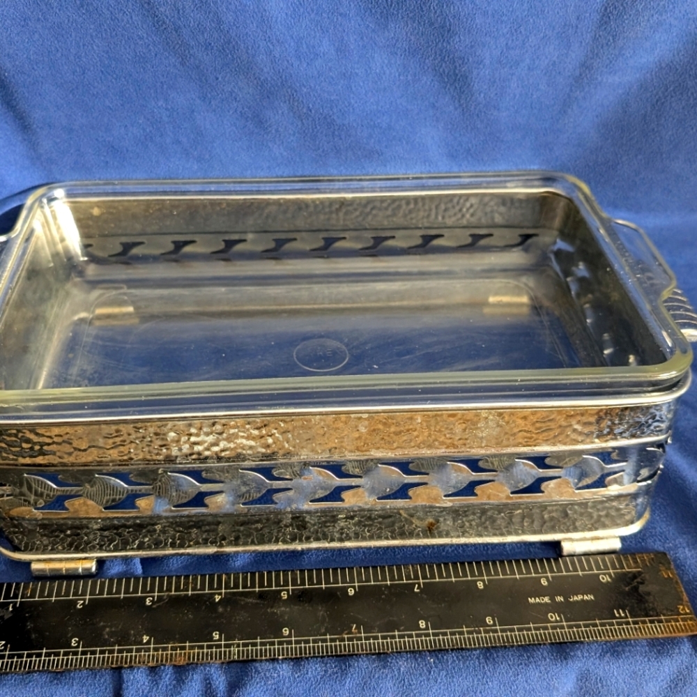 Vintage Pyrex 232 2QT Clear Glass Baking Dish with Mid-Century Metal Cradle.